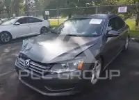 2012 Volkswagen Passat photo