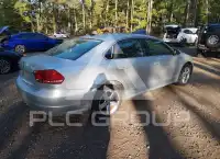 2012 Volkswagen Passat photo