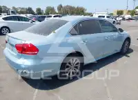 2012 Volkswagen Passat фото