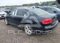 2012 Volkswagen Passat фото