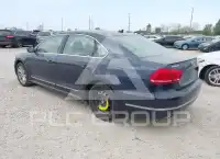 2012 Volkswagen Passat photo