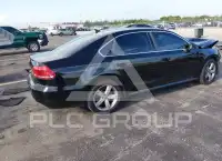 2012 Volkswagen Passat photo