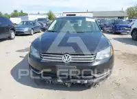 2012 Volkswagen Passat photo