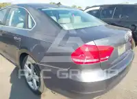 2012 Volkswagen Passat photo