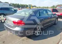 2012 Volkswagen Passat photo