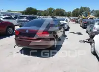 2012 Volkswagen Passat photo