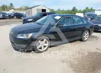 2012 Volkswagen Passat photo