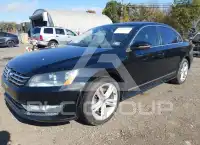 2012 Volkswagen Passat photo