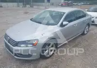 2012 Volkswagen Passat фото