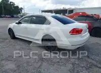 2012 Volkswagen Passat photo