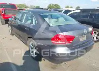 2012 Volkswagen Passat photo