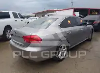 2012 Volkswagen Passat photo