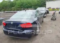 2012 Volkswagen Passat photo