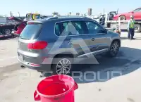 2012 Volkswagen Tiguan фото