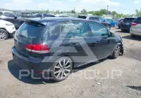 2012 Volkswagen GTI фото