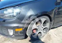 2012 Volkswagen GTI photo