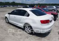 2012 Volkswagen Jetta photo