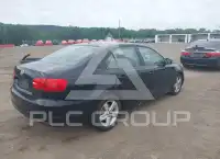 2012 Volkswagen Jetta photo