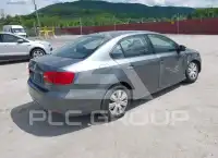 2012 Volkswagen Jetta photo
