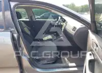 2012 Volkswagen Jetta photo