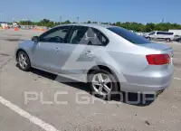 2012 Volkswagen Jetta photo