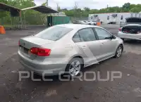 2012 Volkswagen Jetta photo