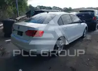 2012 Volkswagen Jetta photo
