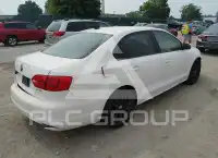 2012 Volkswagen Jetta photo