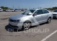 2012 Volkswagen Jetta photo