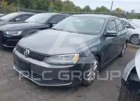 2012 Volkswagen Jetta photo