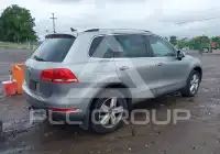 2012 Volkswagen Touareg photo