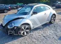 2012 Volkswagen BEETLE photo
