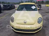 2012 Volkswagen BEETLE фото