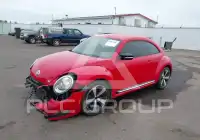 2012 Volkswagen BEETLE photo