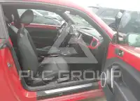 2012 Volkswagen BEETLE photo