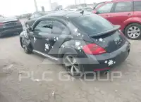 2012 Volkswagen BEETLE photo