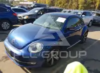 2012 Volkswagen BEETLE photo