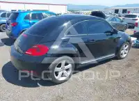2012 Volkswagen BEETLE фото