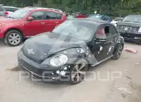 2012 Volkswagen BEETLE photo
