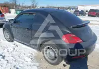 2012 Volkswagen BEETLE photo