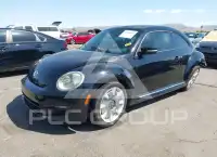 2012 Volkswagen BEETLE photo
