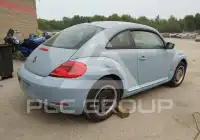 2012 Volkswagen BEETLE photo