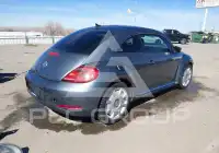 2012 Volkswagen BEETLE photo