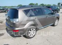 2013 Mitsubishi OUTLANDER фото