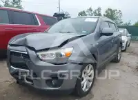 2013 Mitsubishi OUTLANDER фото