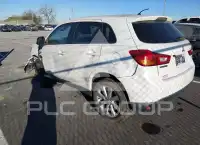 2013 Mitsubishi OUTLANDER photo