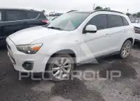 2013 Mitsubishi OUTLANDER фото