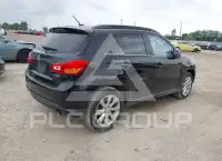 2013 Mitsubishi OUTLANDER фото
