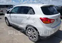 2013 Mitsubishi OUTLANDER фото