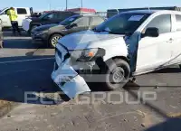 2013 Mitsubishi OUTLANDER photo